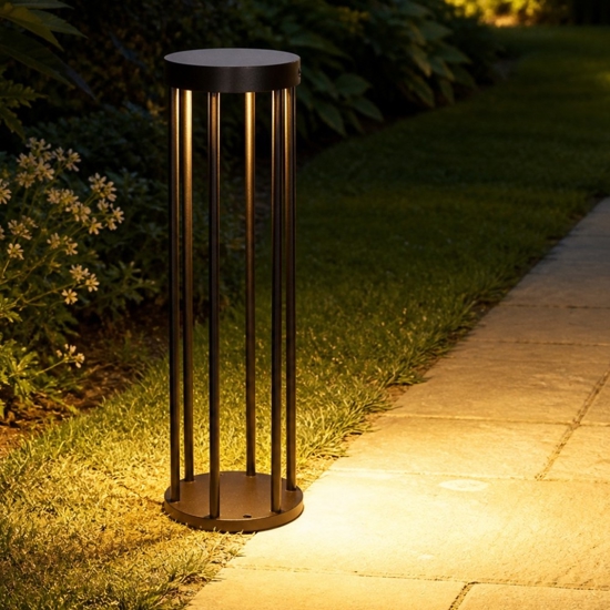 Lampione solare da giardino con sensore di movimento crepuscolare