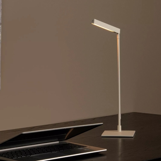 Lampada da scrivania bianca design moderna led 2700k dimmerabile