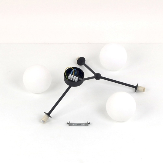 Plafoniera per cucina moderna nero 3 bocce bianche