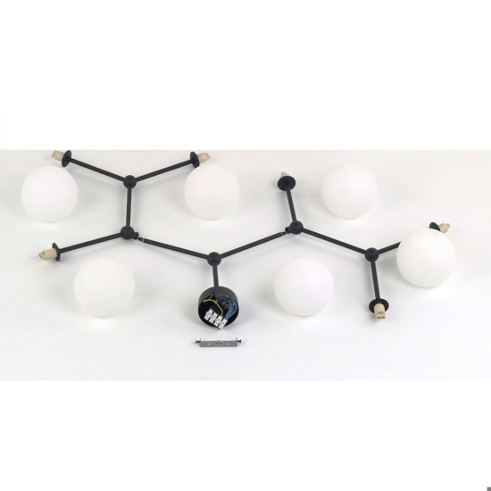 Plafoniera moderna per salotto nero 6 bocce bianche