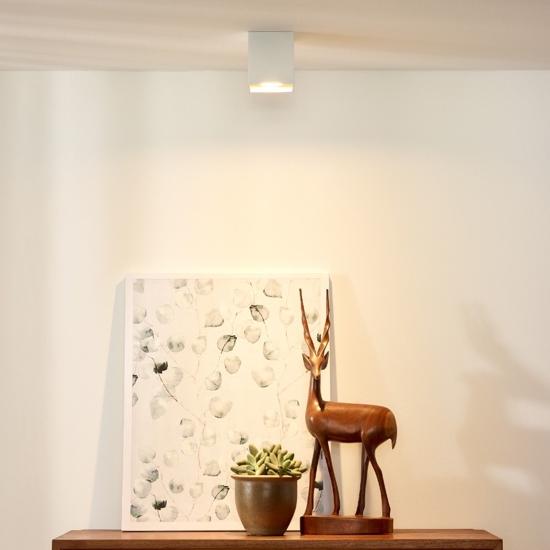 Faretto da soffitto di metallo bianco quadrato