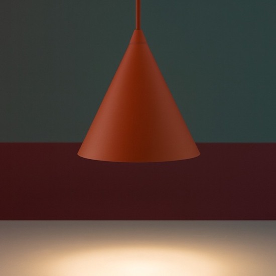 Lampada cono a sospensione metallo colore mattone 21 cm
