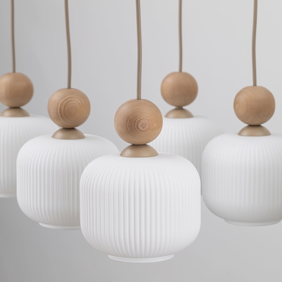 Lampadario in legno e vetro per soggiorno moderno con pendenti a sospensione