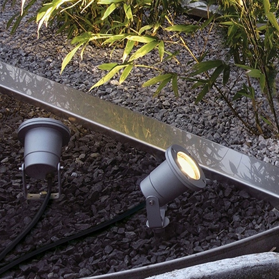 Faretto picchetto da giardino grigio con spina fp