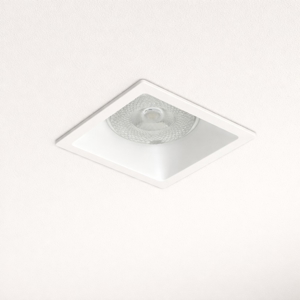 Faretto da incasso a soffitto in metallo quadrato fp