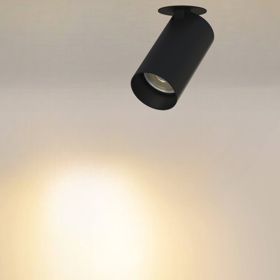 Faretto da incasso a soffitto cilindro nero orientabile