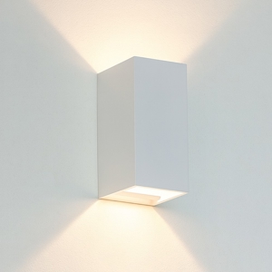 Applique verticale di gesso bianco isyluce squadrato