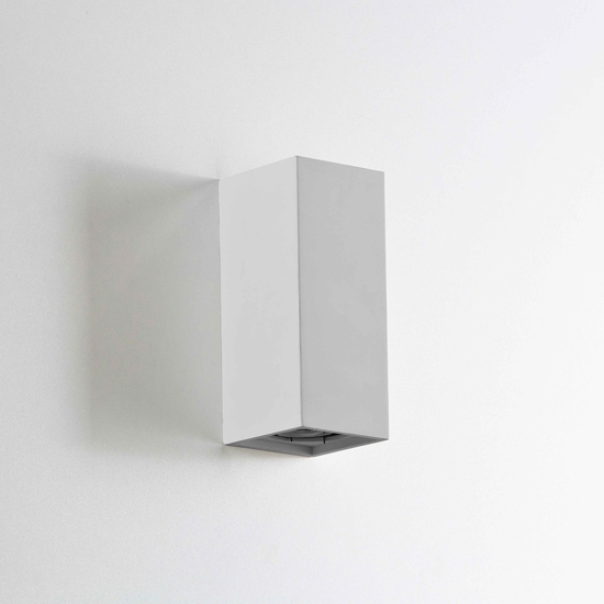 Applique verticale di gesso bianco isyluce squadrato