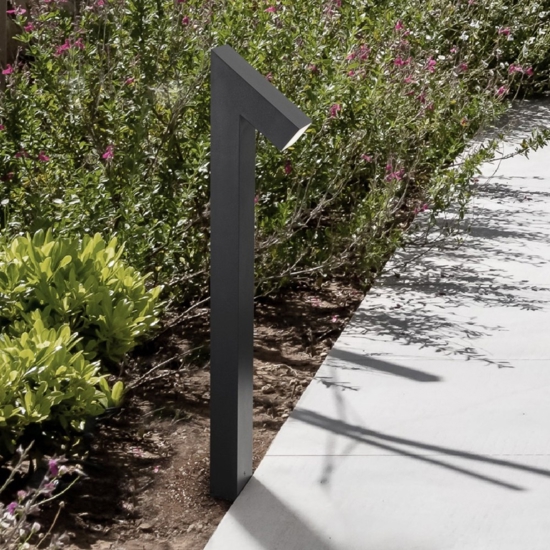 Lampione moderno nero led 6w 3000k giardino