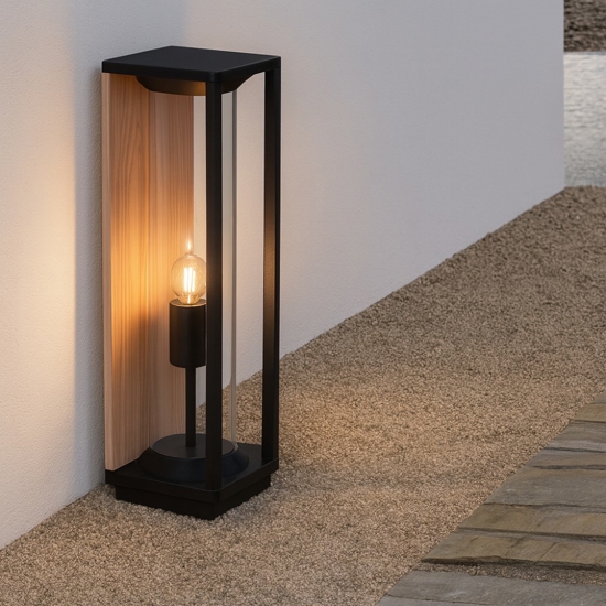 Lampioncino da giardino nero con inserti in legno
