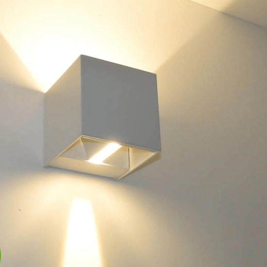 Isyluce applique cubo led 6w 3000k bianco da esterno