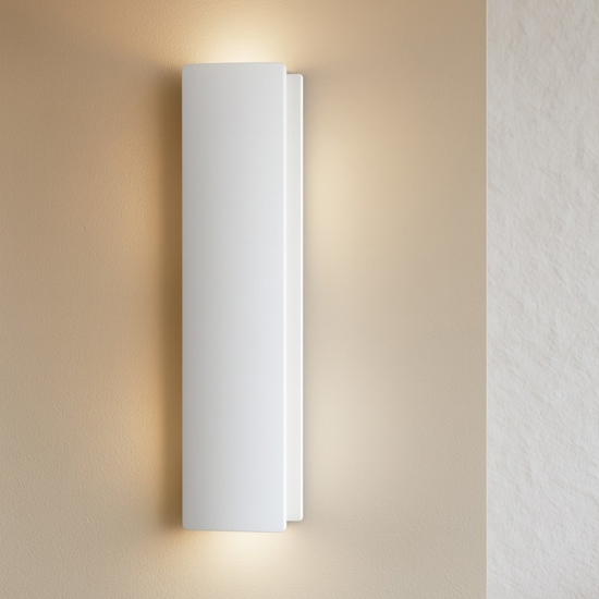 Applique verticale led 12w 3000k bianca moderna zubialde eglo