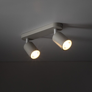 Plafoniera con beige da soffitto