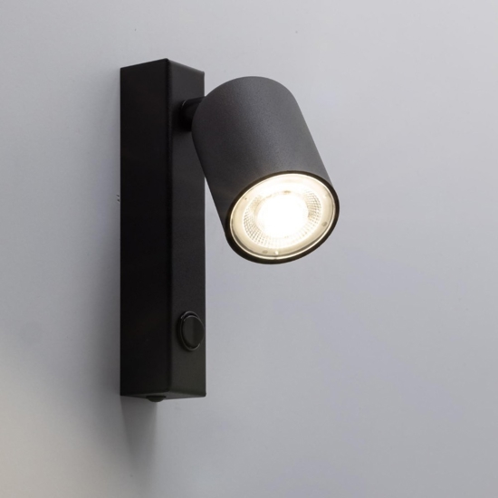 Applique nero con spot orientabile per comodino camera da letto