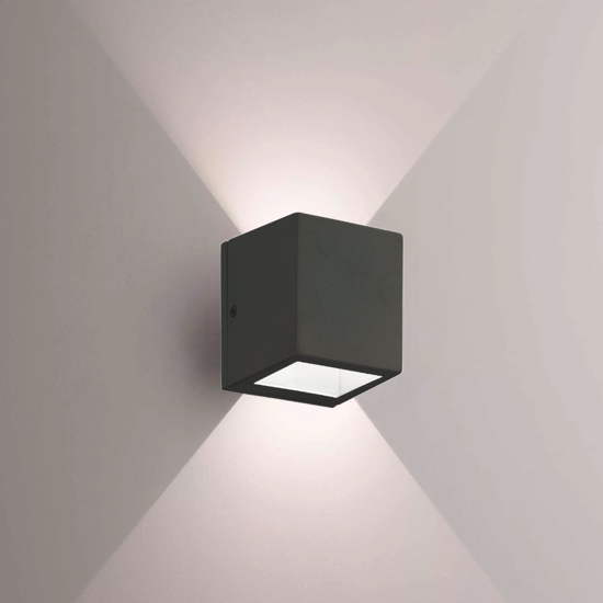 Applique nero da esterno cubo fp ideal lux