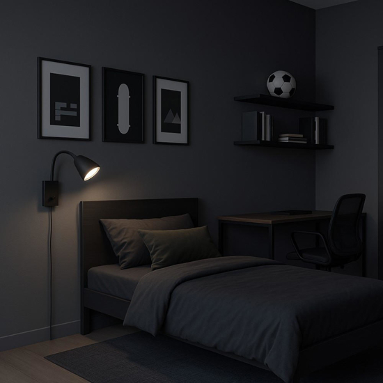 Applique per comodino cameretta ragazzo nero opaco luce orientabile