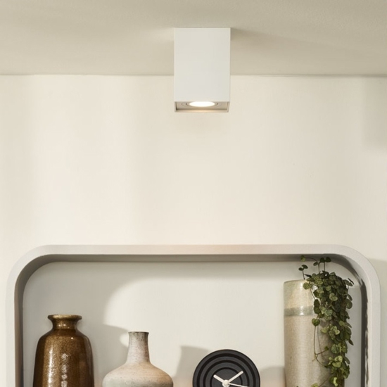 Faretto cubo a soffitto bianco orientabile