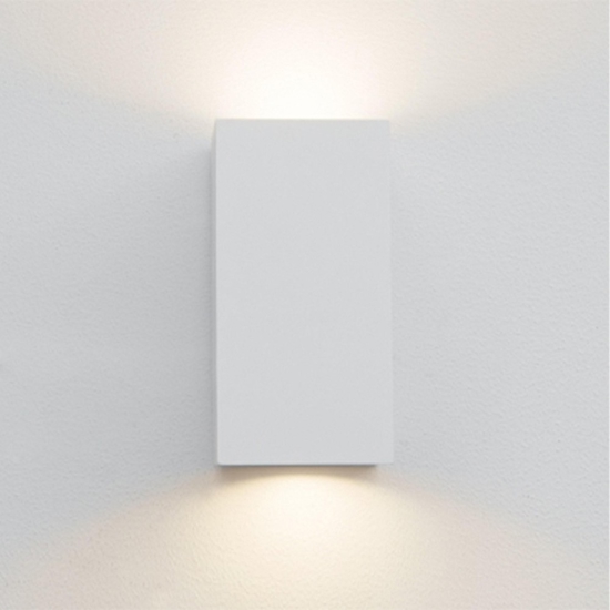 Applique in gesso ceramica parallelepipedo bianco vbiemissione