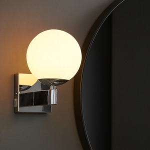 Applique da bagno metallo cromo sfera vetro bianco ip44