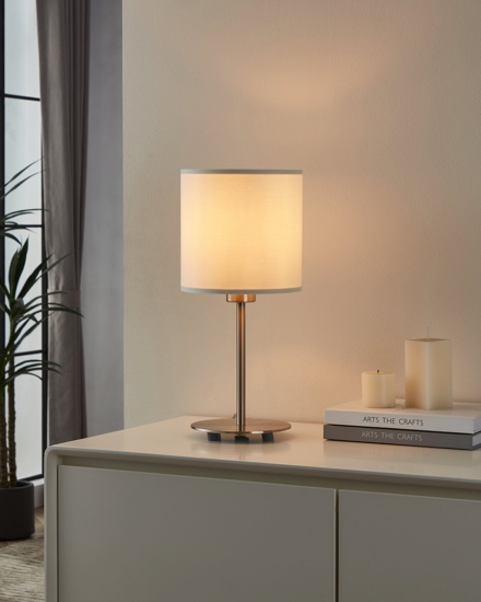 Lampada da tavolo moderna pasteri eglo