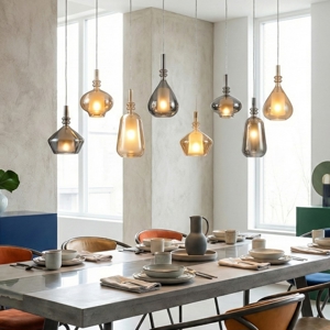 Lampadario con vetri ambra cromo 8 pendenti per tavolo sala da pranzo
