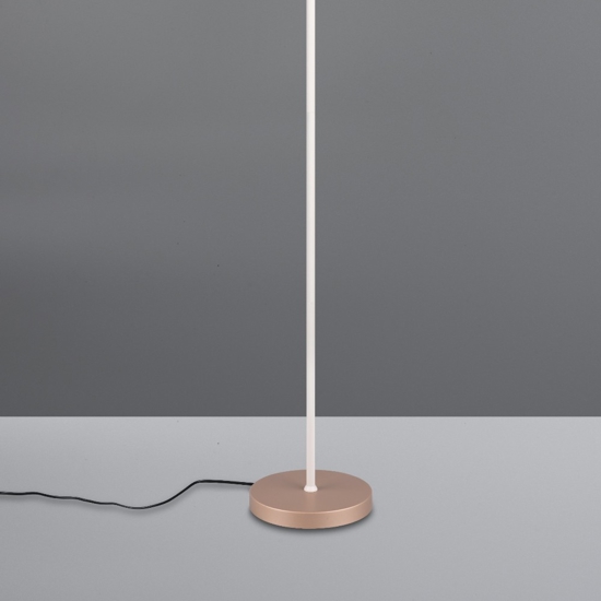 Lampada da terra design minimal orientabile per ufficio