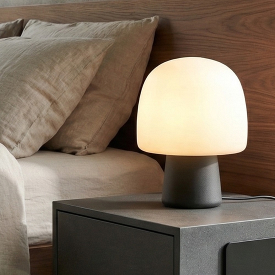 Lampada da comodino moderna fungo vetro bianco base nera
