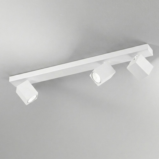 Plafoniera bianca con 3 spot lampade orientabili oddy perenz