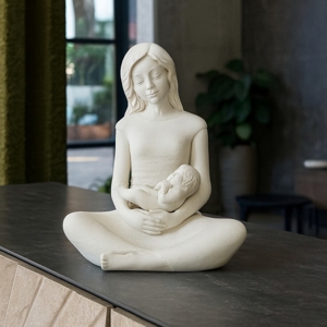 Bongelli preziosi scultura da tavolo maternita seduta bimbo h18 bianca