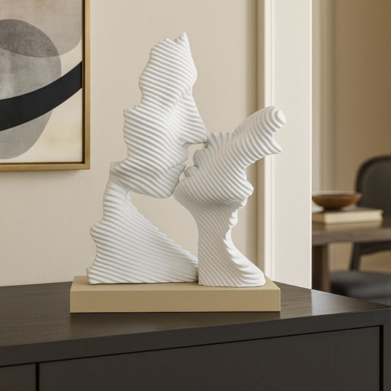 Bongelli preziosi scultura h29 da tavolo moderna bacio stilizzato nocciola