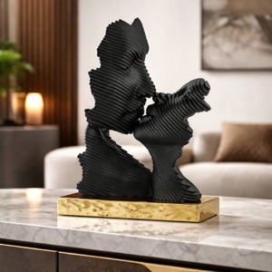 Scultura da tavolo bacio stilizzato nero oro bongelli preziosi