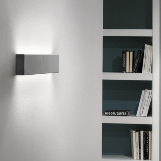 Applique led linea light biemissione grigio cemento box