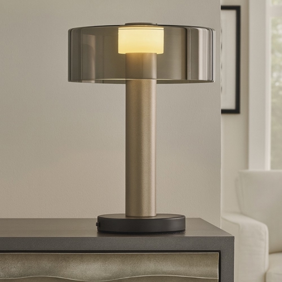 Lampada da tavolo design moderna oro sabbiato