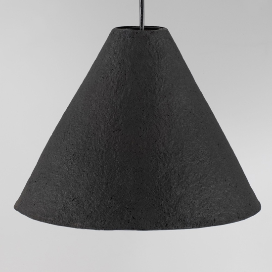 Lampada sospensione 30cm cono nero di cartapesta