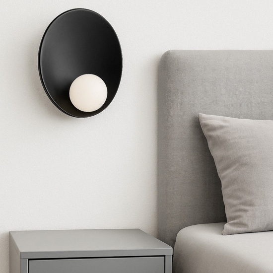 Applique nero design per comodino camera da letto