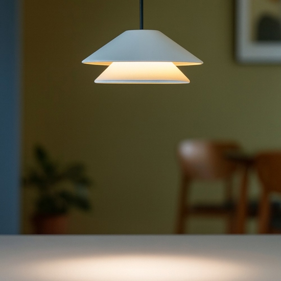 Lampada a sospensione led doppio cono bianco saliscendi per tavolino