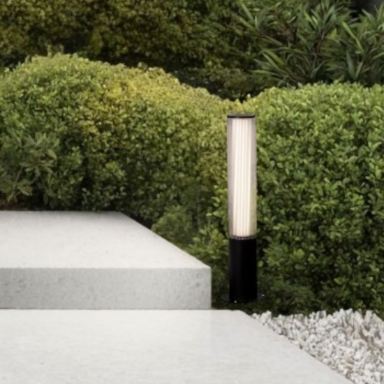 Lampioncino nero per giardini led 18w 3000k ip65 tubolare