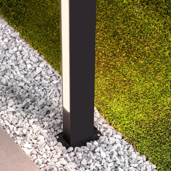 Lampioncino nero per giardino led 12w 3000k moderno rettangolare