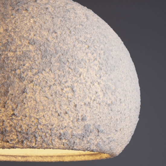 Lampadario fatto a mano sfera in resina e carta bianca