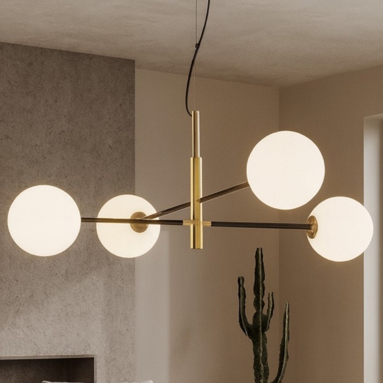 Lampadario per camera da letto design oro nero