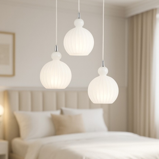 Lampadario vetri bianchi pendenti per camera da letto moderna