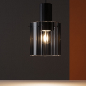 Lampada a sospensione nera vetro cilindro fume