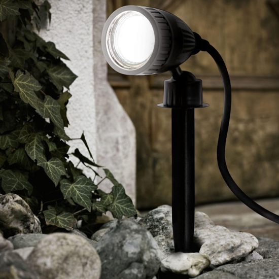 Nema eglo faretto nero con picchetto da giardino orientabile