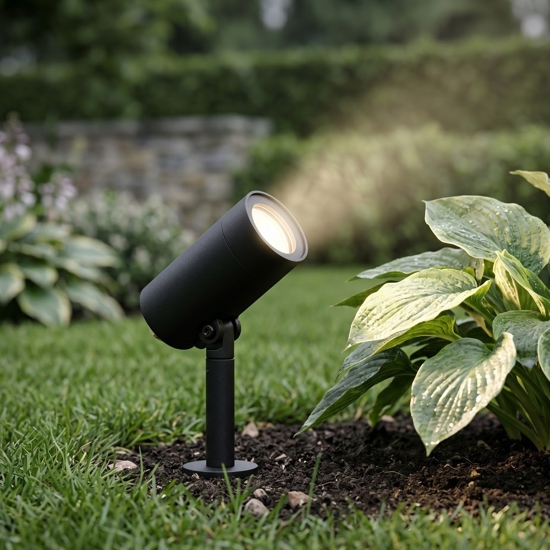 Faretto con picchetto nero da giardino led 5w 3000k ip65