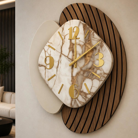 Orologio da parete design particolare effetto marmorizzato beige dettagli foglia oro