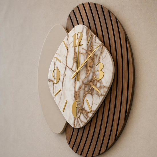 Orologio da parete design particolare effetto marmorizzato beige dettagli foglia oro