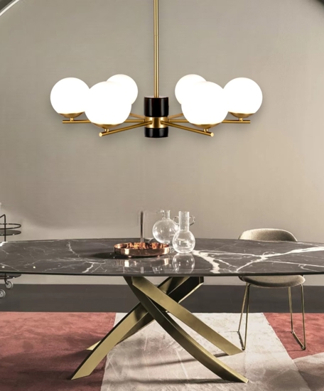 Lampadario moderno per soggiorno colore oro 6 luci sferiche vetro bianco
