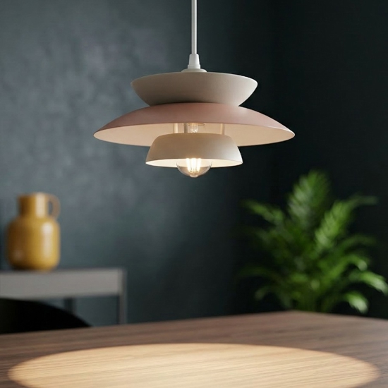 Lampada a sospensione beige in metallo design per isola penisola
