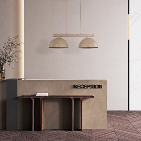 Lampadario bilanciere di legno cupole metallo sabbia per cucina