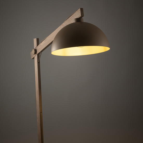 Piantana di legno vintage cupola metallo sabbia per salotto